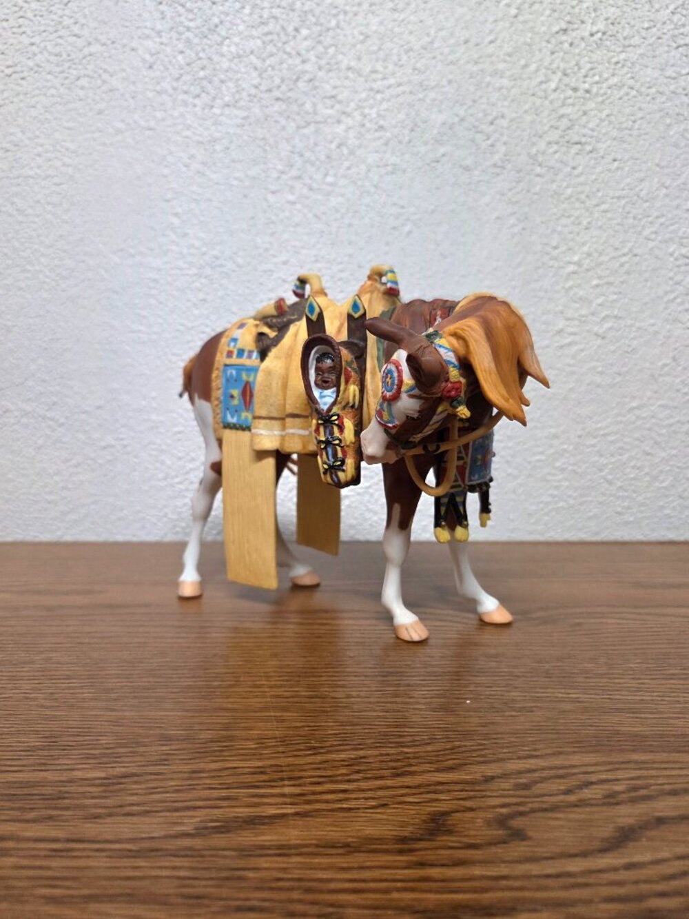 Collectible Breyer Porcelain Si-Ce-Ce Shon'ge Family Horse (Mint) - Damaged Box